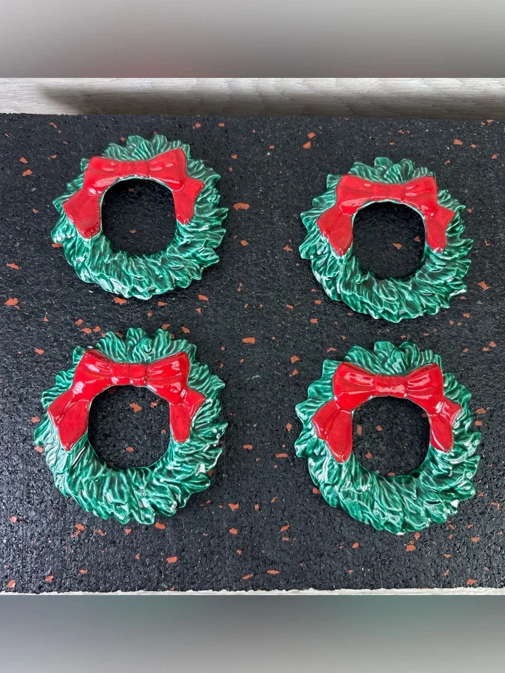 4 Pcs Hand Made Ceramic 3” Wreath Napkin Rings Vintage Ceramic Christmas Tree